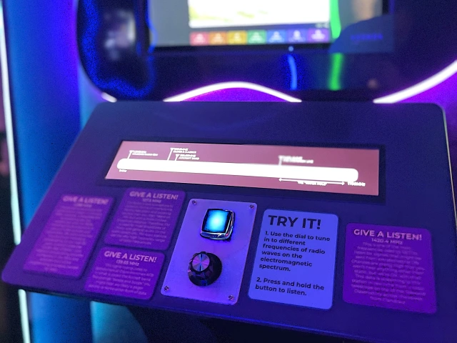 listen to SETI signals at science center in Tucson