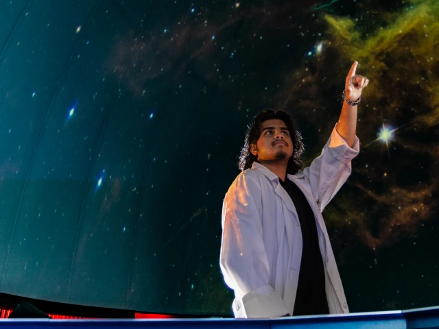 Flandrau planetarium in Tucson operator